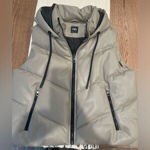 Zara XS Bomber Vest in Taupe with Hood - fits oversized hood is not removable
